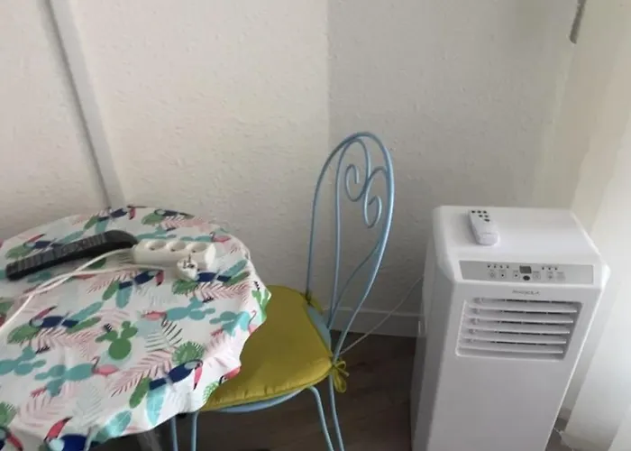 Апартаменти Piscine Mediterranee Le Cap D'agde Parking Et 2 Plages A 250 Metres